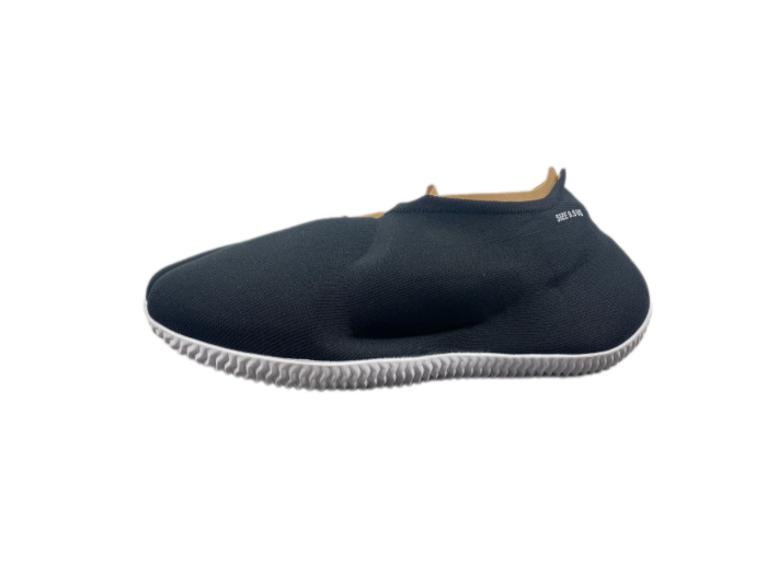 Yeezy Knit Runner ‘Sulfur’ Black With White – adidas – GW5354