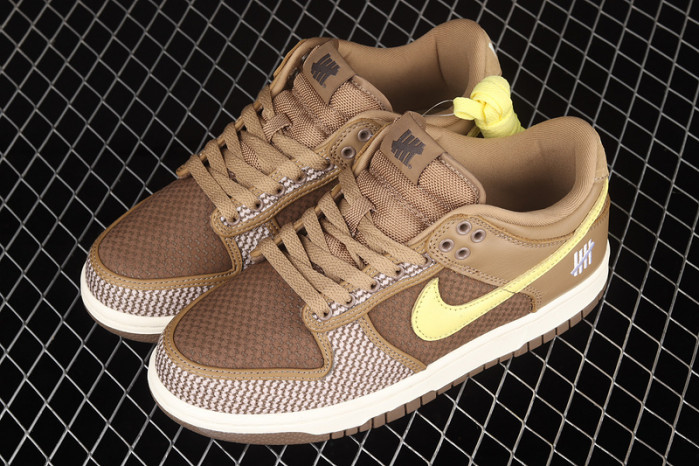 Undefeated X Dunk Low SP ‘Canteen’ – Nike – DH3061-200