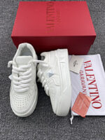 VALE·NTI·NO· Sneakers VS022