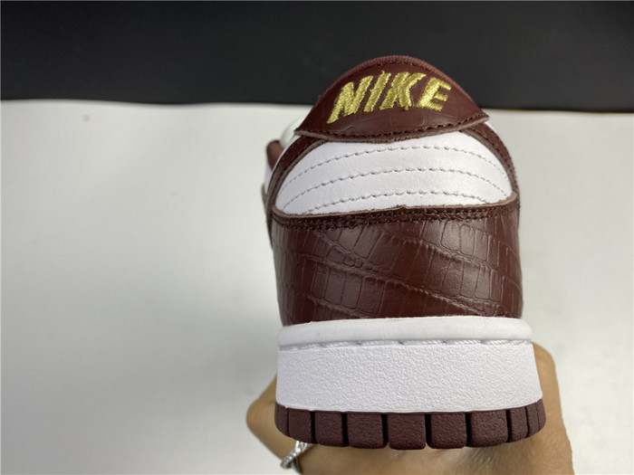 Nike SB Dunk Low Stars Barkroot Brown (2021) DH3228-103