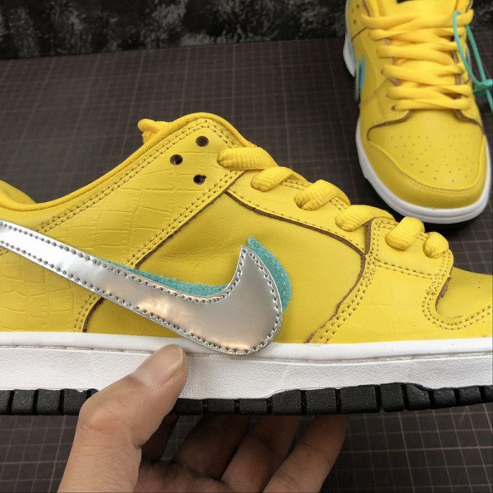 Nike SB Dunk Low Diamond Supply Co Canary Diamond (Friends and Family) BV1310-700