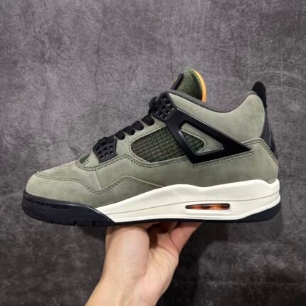 Jordan 4 Retro OG SP Undefeated (2025) - IB1519-200